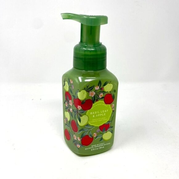 Bath & Body Works Basil Leaf And Apple Gentle Clean Foaming Hand Soap Set Of 2 - Picture 2 of 6